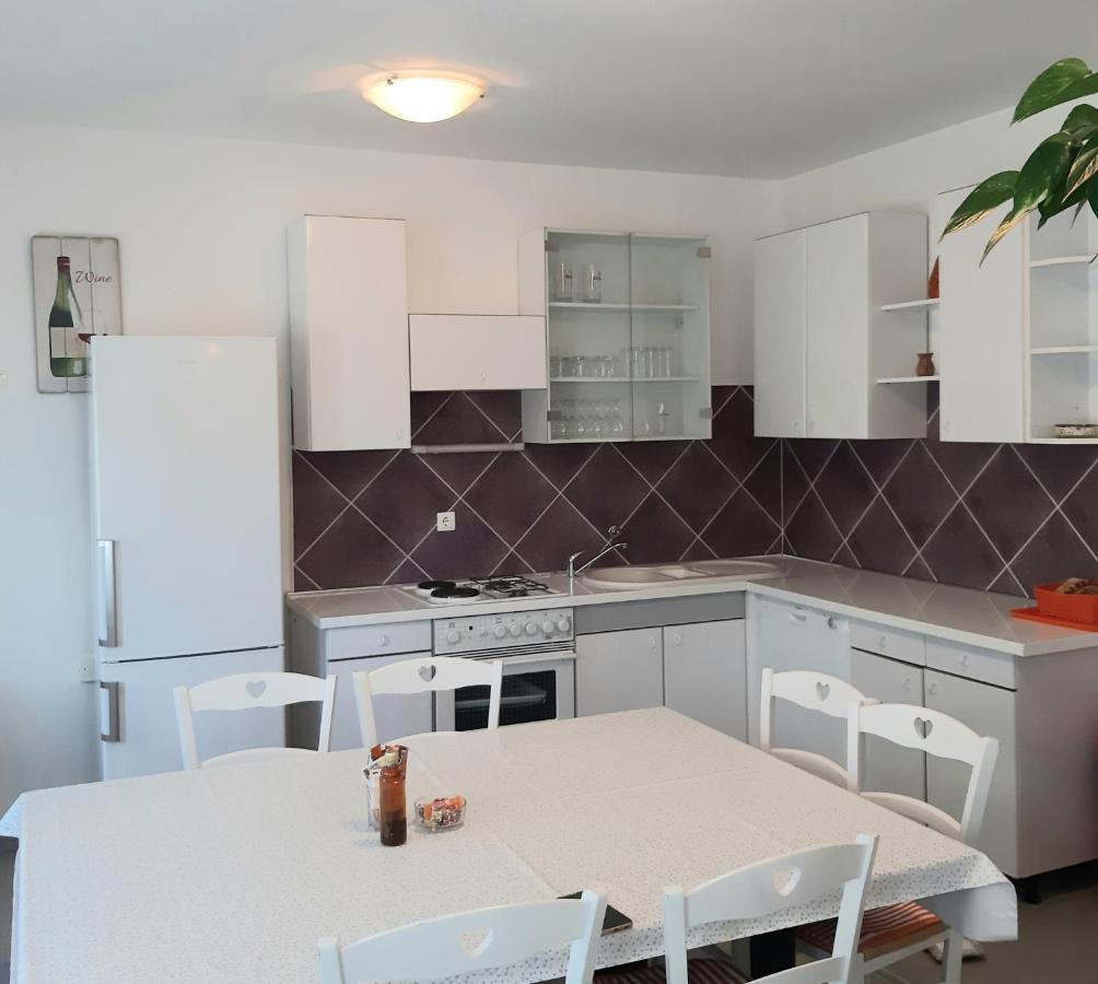 Apartmani Miletic Novi Vinodolski Exterior foto